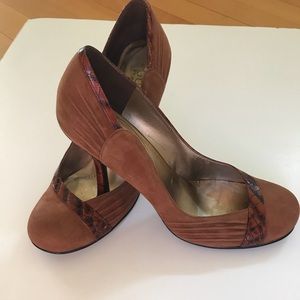 Guess by Marciano shoes 9